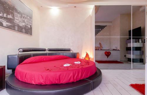 San Giorgio a Cremano Apartment | SuiteHouse - With Jacuzzi & All Comfort