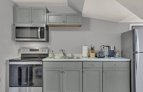 Harrisburg - Hershey Apartment | Suites on Seneca - Gorgeous One Bedroom Apartment