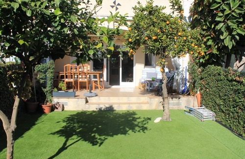 Roda de Bara Villa | SUITUR HOUSE BARQUERA WITH GARDEN - BEACH IN RODA DE BARÁ
