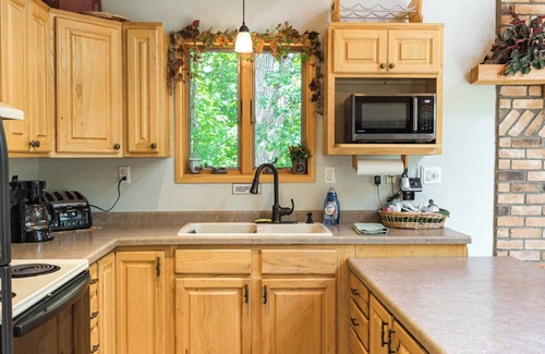 Aitkin Ski Chalet | Sullivan Lake Chalet - Free Pontoon included