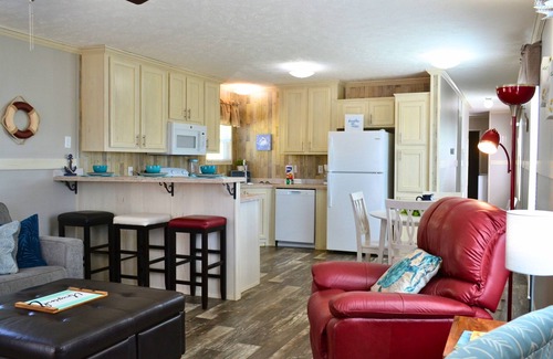 Navarre Cottage | Sum Beaches Paradise Cottage 5