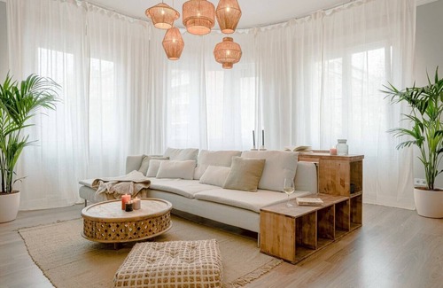 Castellana Apartment | Sumatra - 3 bedrooms and terrace in Castellana