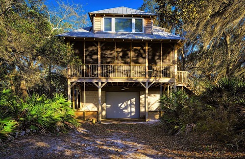 Eastpoint House | Summer 2025 Still Available! 2 Private homes! Bayfront w/dock! 8.74 acres!