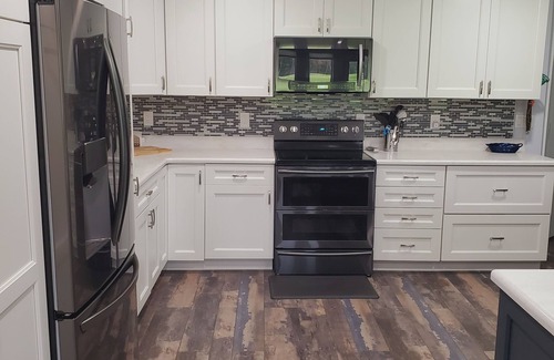 Arkdale Condo | Summer and Fall Getaway@ Northern Bay Resort!