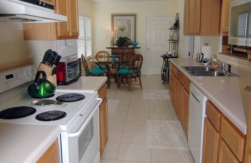 Kure Beach House | SUMMER DEALS - Huge Seaside Porch Near Pier, HAMMOCK, OCEANFRONT, STEPS TO BEACH