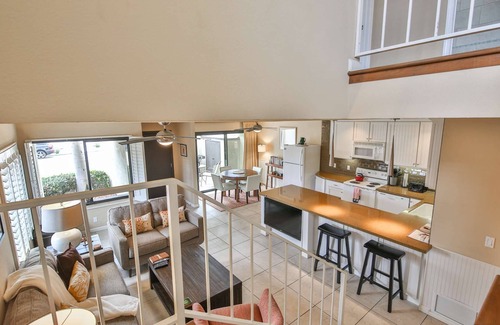 Palm Desert Condo | Summer Escape: Save 25% Now!