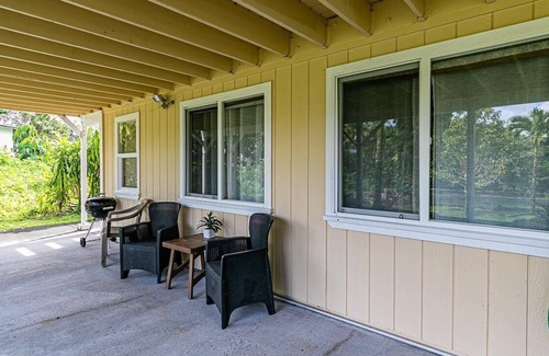 Kapoho House | SUMMER/FALL LOW RATES Popa’a Palms, 2 Blocks from the Ocean