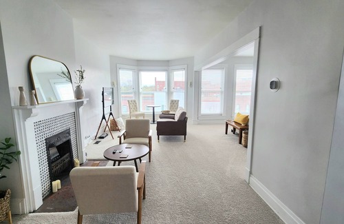 South Haven Apartment | Summer Fling 3rd Floor Downtown Studio