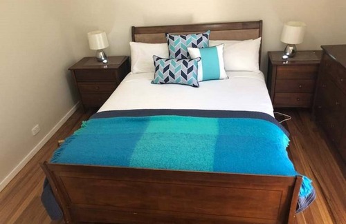 Capel Sound House | Summer Holiday Entertainers Delight - 10 minute walk to the beach and shops