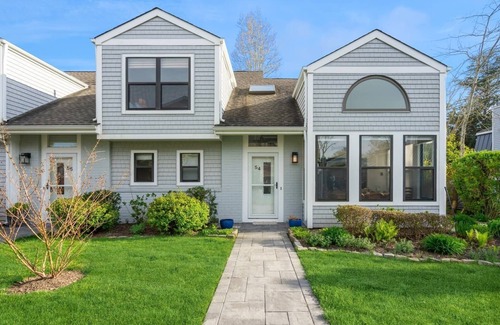 Southampton Apartment | Summer in the Hamptons