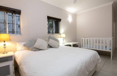 Umhlali Beach Apartment | Summer Living close to Willard's and Thompson's Beach