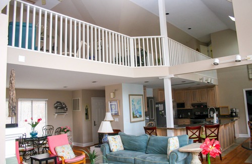 Wise House | Summer on the Lake at Beautiful Lake Gaston