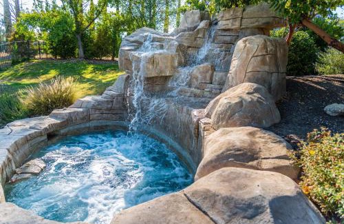 Templeton House | Summer Place