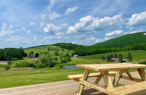 Copake Falls House | Summer rental 4Br - Big views + Pond, 10 acres bwtn Hudson and Great Barrington