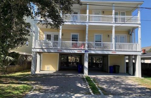 Surfside Beach House | Summer's Den Home