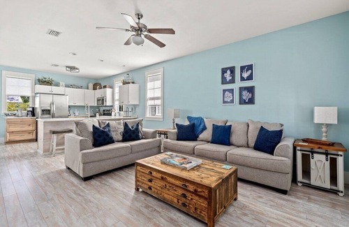 Port St. Joe Cottage | Summer Sale! Gated community w/pools and hot tub - Near beaches!