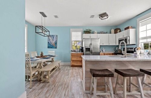 Port St. Joe Cottage | Summer Sale! Gated community w/pools and hot tub - Near beaches!