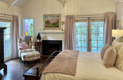 Idyllwild Cottage | SUMMER SPECIAL!! JUNE-AUG $3200 PER MONTH!!!