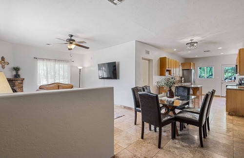 Tanque Verde House | Summer Specials, Large Pool, Pickleball Solana #2