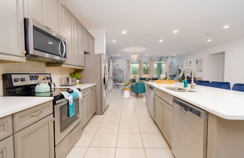 West Kissimmee House | Summer Stays Filling Fast! Seen on TV! Dogs OK