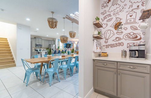 West Kissimmee House | Summer Stays Filling Fast! Seen on TV! Dogs OK