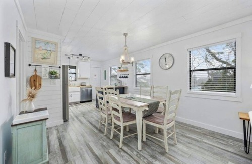 Crescent Beach Condo | Summer Times #7- 2BR/2BA- Pool- Walk to Beach