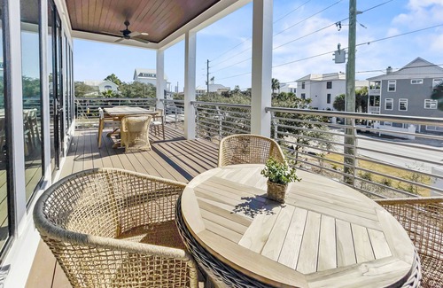 San Juan House | Summer Wind | Ocean Views, Steps to Beach, Private Pool/Jacuzzi, Golf Cart, Bikes, Ample Parking