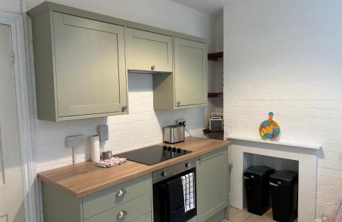 Little Malvern House | Summerfield