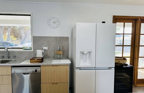 Shire Of Coorow House | Summerland : Beachfront Retreat - Dogs welcome