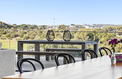 Portsea House | Summerland Portsea on the golf course