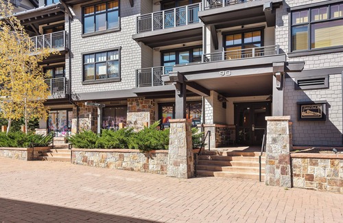 Snowmass Village Apartment | Summertime Sanctuary: Top-Floor Mountain Studio