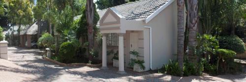 Greater Johannesburg Metropolitan Area Bed & Breakfast | Summerview Guest Lodge