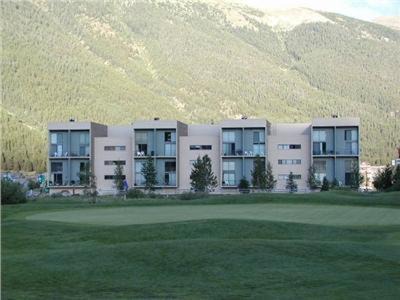 East Village at Copper Hotel | Summit House East 112