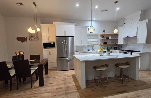 Broken Arrow House | Summit Nocturne – Where Nightlife Meets Retreat