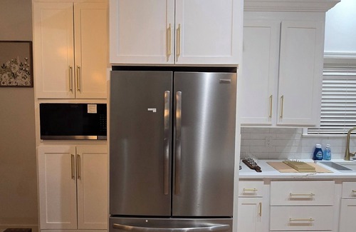 Broken Arrow House | Summit Nocturne – Where Nightlife Meets Retreat