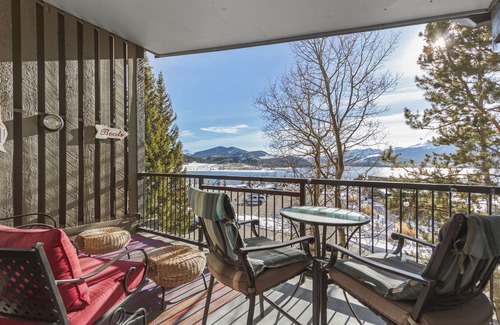 Dillon Condo | Summit Serenity: Luxury Alpine Ski Escape in Dillon, CO