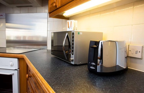 Aberdeen West End Apartment | Summit West End Elegant 1 Bed Flat Free Parking