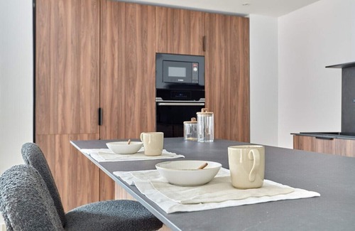 Vivienne Apartment | Sumptuous Palais Royal/Bourse flat