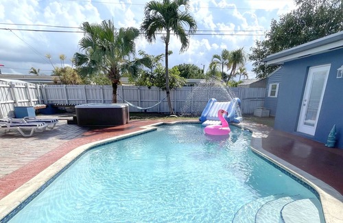 Driftwood Other | Sun and Fun-3 Bdrms-2 Bth-Pool-Jacuzzi-Games-For 6