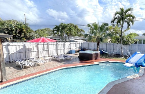 Driftwood Other | Sun and Fun-3 Bdrms-2 Bth-Pool-Jacuzzi-Games-For 6