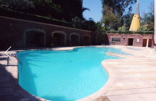 Hivernage Apartment | SUN apartment in Marrakech with garden and pool access