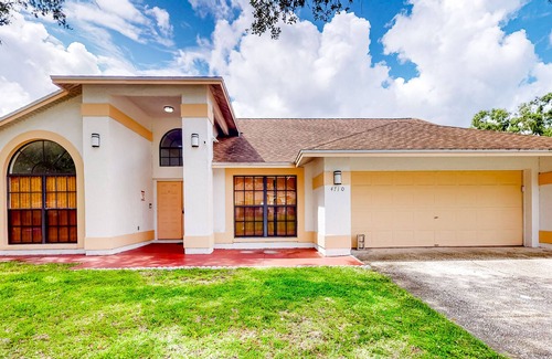 Stonehedge House | Sun Beam House | House in Tampa located in Carrollwood Village