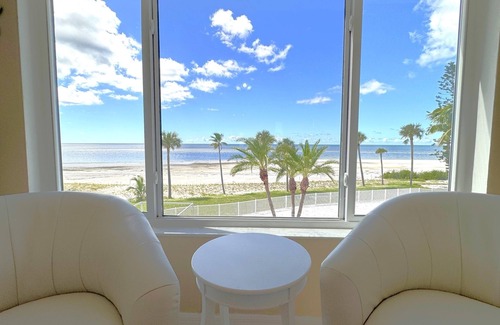 South Island Condo | Sun Caper #208 - "Sunset Siesta" 7930 Estero Blvd