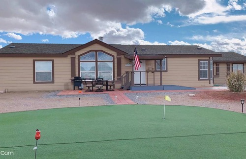 Crystal House | Sun Cindy's House 40% Off Monthly