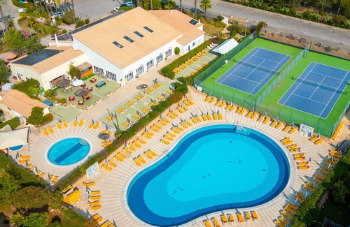 Portimao Villa | Sun, Comfort & Pools in Portimão