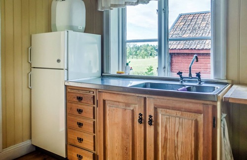 Flen Municipality House | Sun-drenched, Cosy Cabin in Peaceful Setting