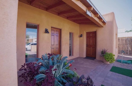Downtown Santa Fe House | Sun-Drenched Luxury Home 5 Min. Walk to Plaza