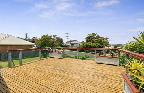 Jan Juc House | Sun-Filled Jan Juc with Ocean Views
