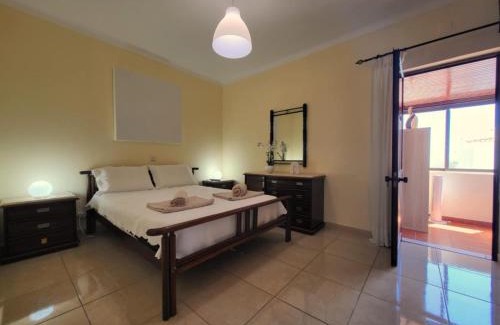 Areias de Sao Joao Apartment | Sun House