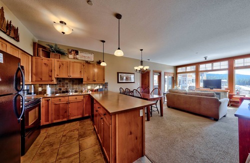 Sun Peaks House | Sun Peaks Home Away from Home